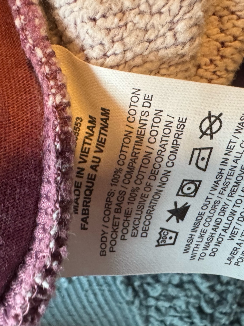 Jordan Women's Essentials Fleece Jogger Pants in a mauve - Picture 6 of 7